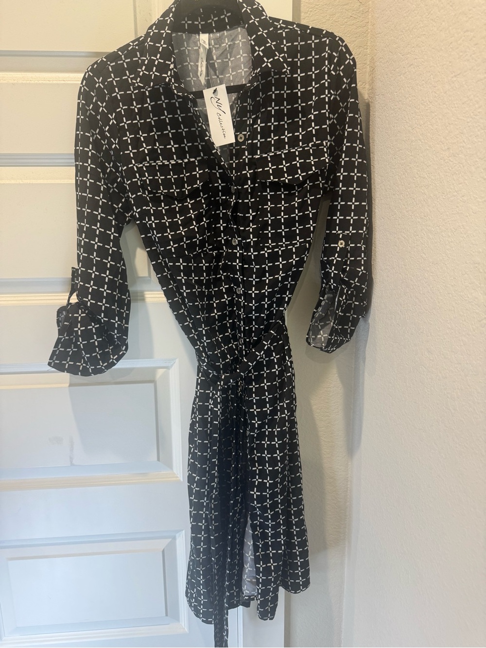 NY Collection Black and White Geometric Midi Shirt Dress with Tie